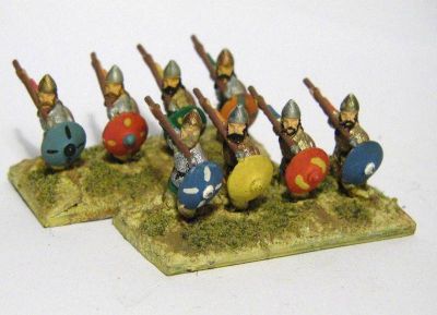 Dailami Spearmen
Britains most often seen brand of Dailami Infantry. From [url=http://www.essexminiatures.co.uk/frames15anc.html]Essex's generic Arab ranges[/url]
Keywords: arab dailami