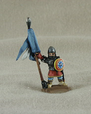 BYF09 Byzantine Standard Bearer
Byzantines from the C12-13 range of [url=http://www.donnington-mins.co.uk/]Donnington[/url]. Figures supplied by he manufacturer, and painted by their own painting service. With mail shirt, standard, plumed helmet

Keywords: Komnenan plbyzantine lbyzantine thematic