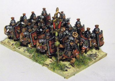 Early Imperial Roman Legionaries
EIR Legionaries from Old Glory, with LBMS Shield transfers
Keywords: EIR