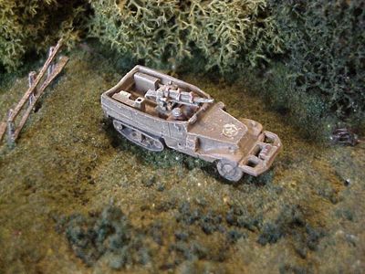 105mm M3 half track
