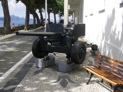 Images from Fort Copacabana, Rio
[url=http://en.wikipedia.org/wiki/Fort_Copacabana]Fort Copacabana, Rio[/url] contains the Museum of the History of the Brazilian Army and a coastal defense fort, Fort Copacabana
