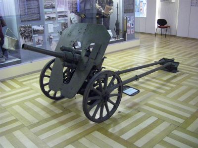 A little gun...
Photos from the [url=http://www.vhu.cz/cs/stranka/armadni-muzeum/]Prague Military Museum[/url] ikov, showcasing history of the Czech and Czechoslovak Military
