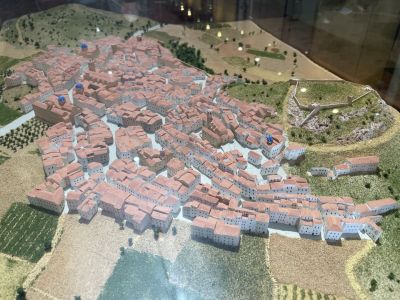 A castle model
